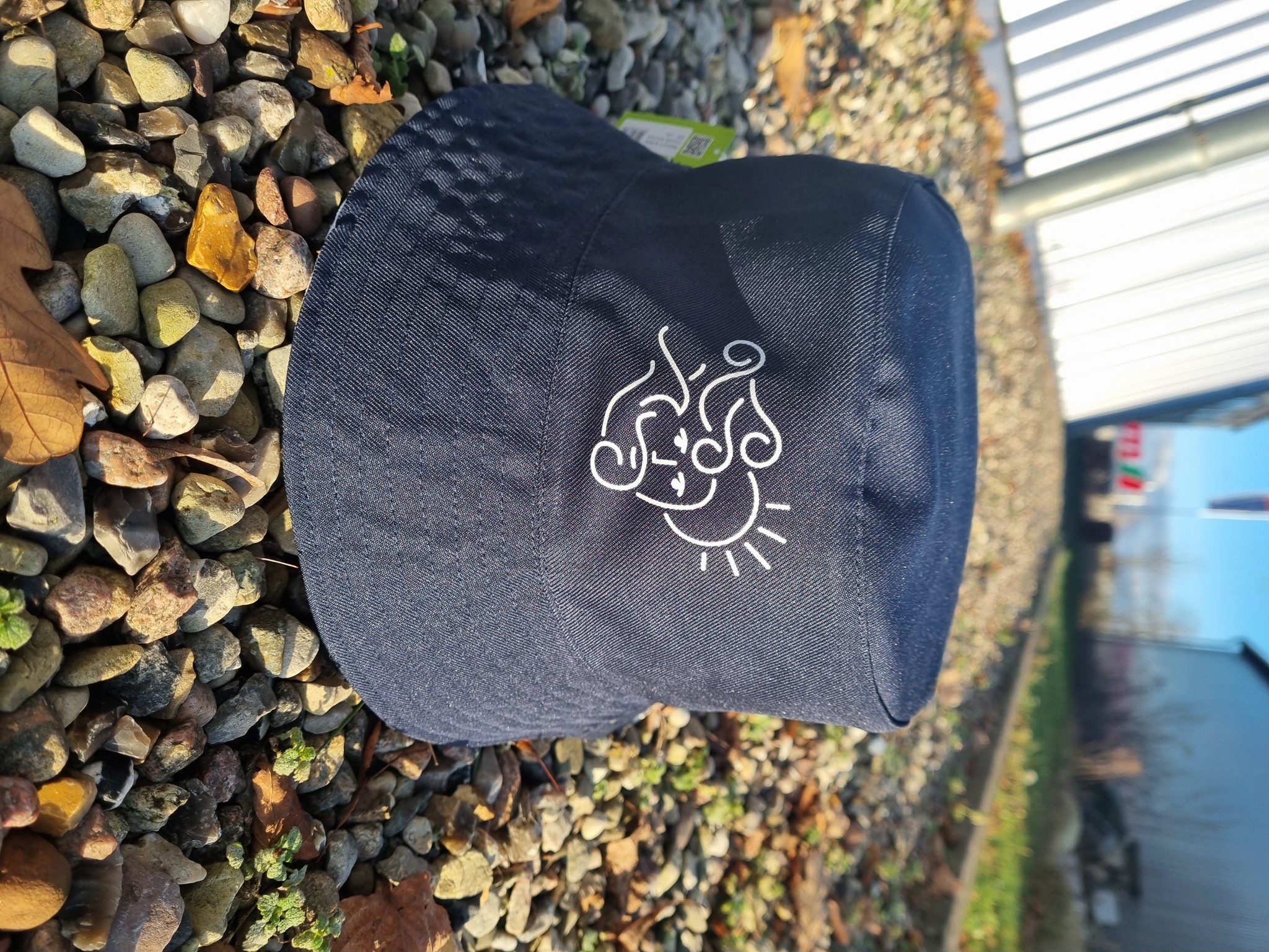 Bild von Bucket Hat Njoerd